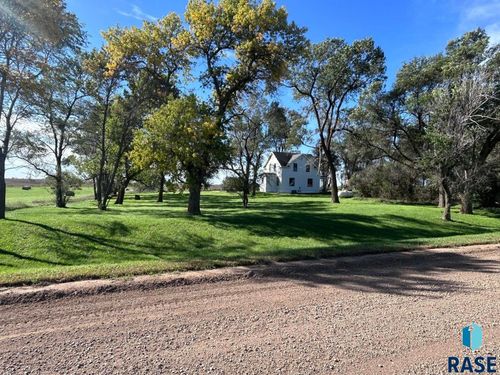 261 42465 St Street, Alexandria, SD, 57311 | Card Image