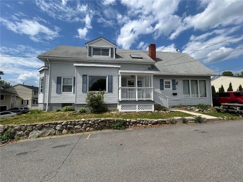 9 Bye St, North Providence, RI, 02911-1203 | Card Image
