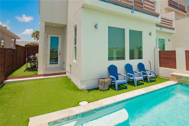 C - 14410 E Cabana St, Condo with 3 bedrooms, 4 bathrooms and 2 parking in Corpus Christi TX | Image 33