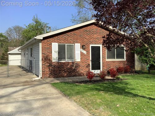 8468 Beatrice, Westland, MI, 48185-1894 | Card Image