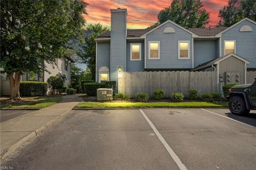 308 Ferdinand Cir, Virginia Beach, VA, 23462-3863 | Card Image