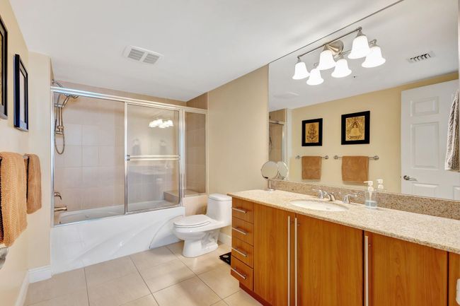 APT-510 - 610 Clematis St, Condo with 2 bedrooms, 2 bathrooms and null parking in West Palm Beach FL | Image 25