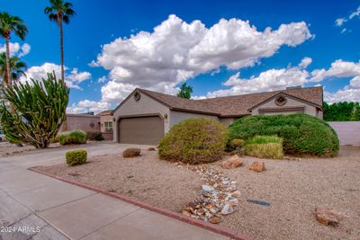 4332 W Topeka Drive, House other with 3 bedrooms, 2 bathrooms and null parking in Glendale AZ | Image 3