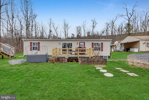 7894 Leaser Rd, Kempton, PA, 19529-8945 | Card Image