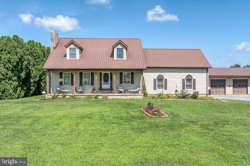 5363 Waltersdorff Rd, SPRING GROVE, PA, 17362-7563 | Card Image