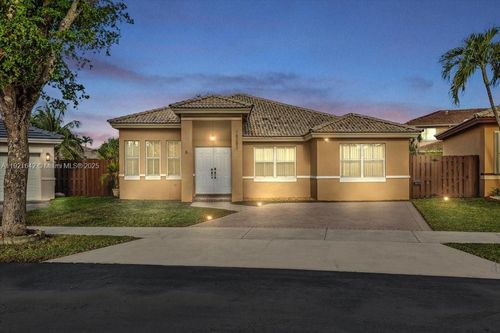 16283 Sw 83rd St, Miami, FL, 33193-5126 | Card Image