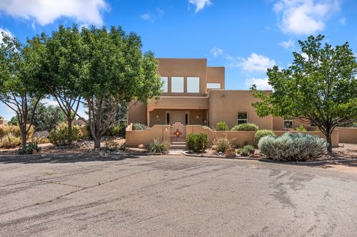104 Jacob Ct, Corrales, NM, 87048-6014 | Card Image