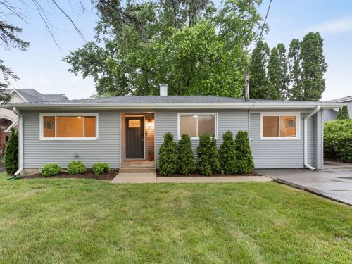 101 60th St, Downers Grove, IL, 60516-2038 | Card Image