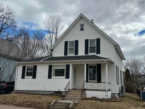 21 Allan Ave, Stellarton, NS, B0K1S0 | Card Image