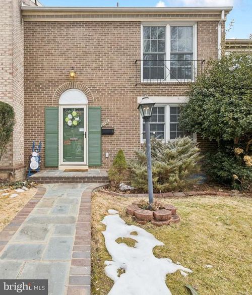 9896 Cardinal Rd, FAIRFAX, VA, 22030-1920 | Card Image