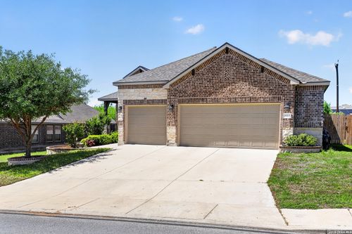 8915 Monument Parke, San Antonio, TX, 78254-4487 | Card Image
