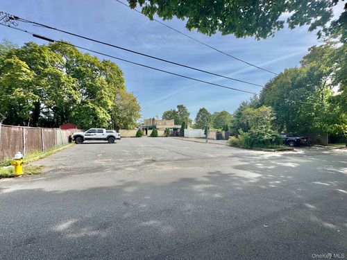 46-42 Broadway, Rocky Point, NY, 11778-9402 | Card Image