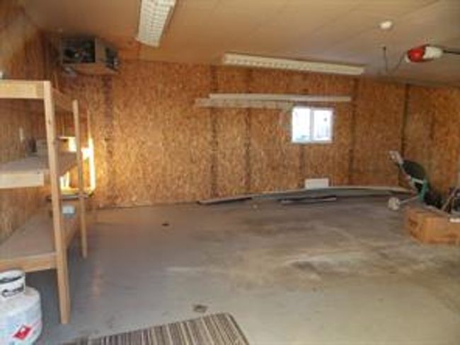 77 - 5210 65 Ave, Home with 3 bedrooms, 2 bathrooms and 3 parking in Olds AB | Image 37