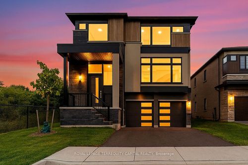 23 Kingwood Lane, Aurora, ON, L4G3Z7 | Card Image