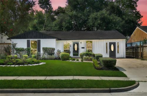 4019 Brookmeade Dr, Houston, TX, 77045-5507 | Card Image