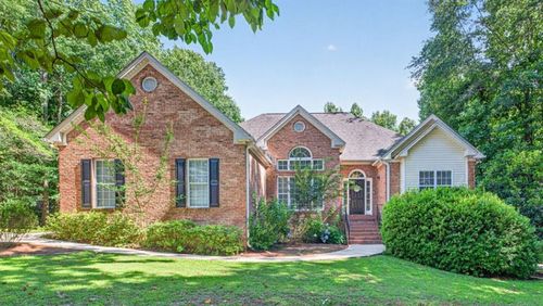 323 Oconee Ln, Commerce, GA, 30529-4147 | Card Image