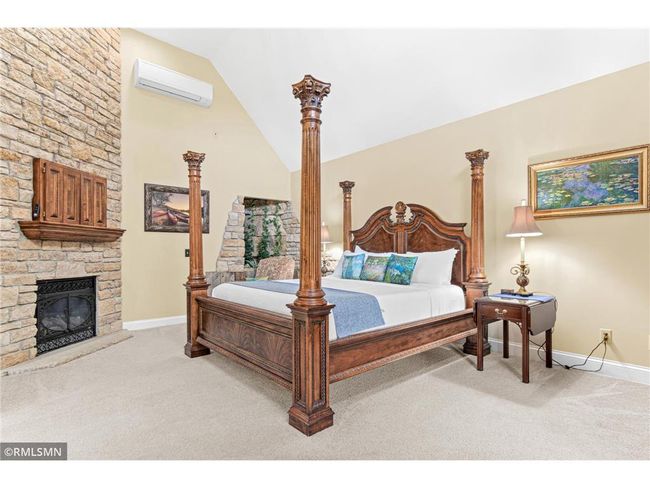 305 A River St, House other with 8 bedrooms, 9 bathrooms and 3 parking in OSCEOLA WI | Image 21