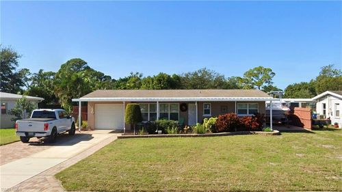 130 59th St W, Bradenton, FL, 34209-2402 | Card Image