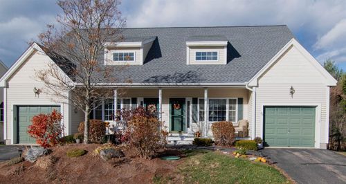 20 Locksley Ln, Raymond, NH, 03077-1614 | Card Image