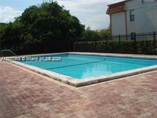 9-870 Ne 207th Ter, Miami, FL, 33179-1963 | Card Image