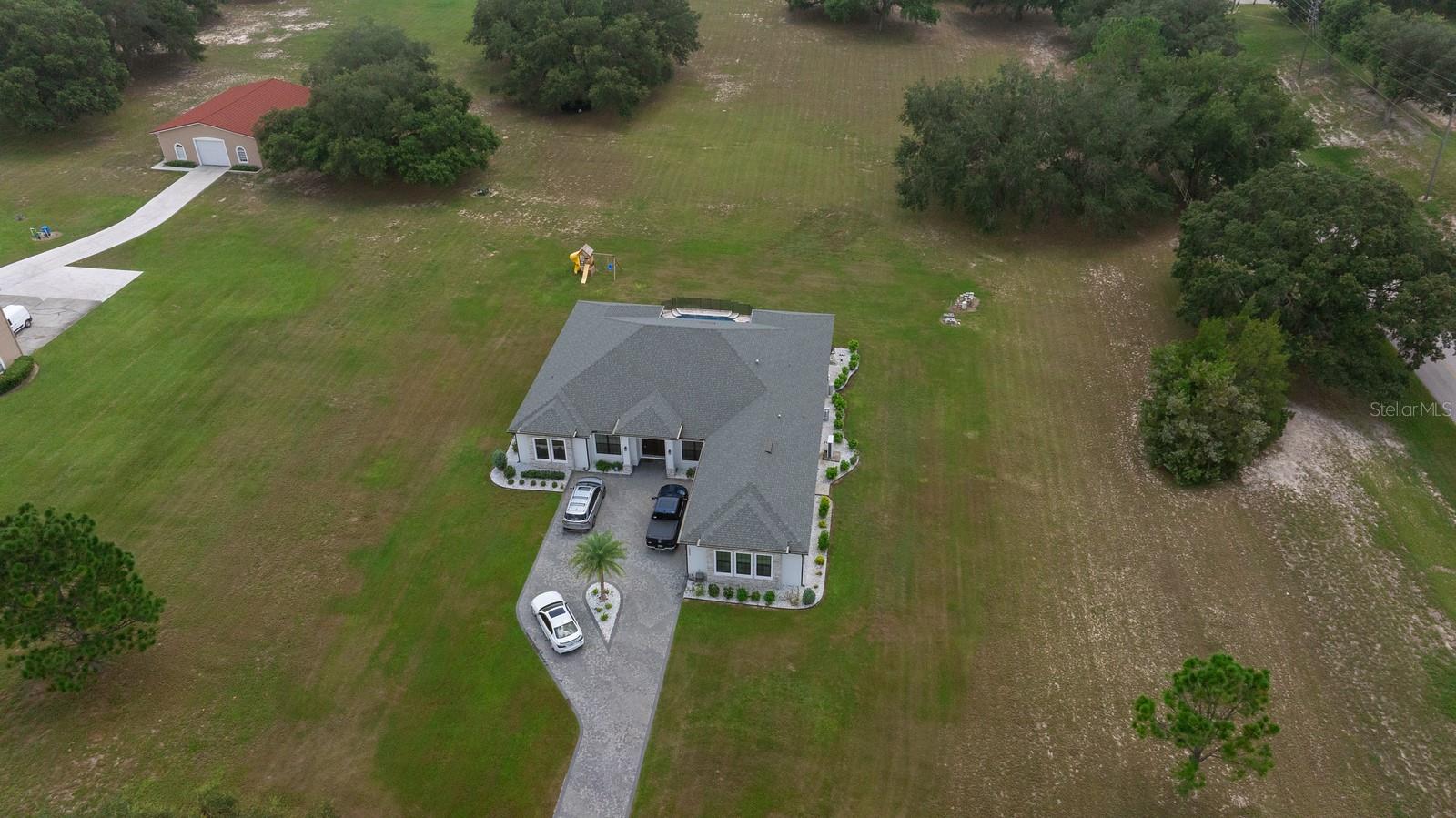 Club Dr, Groveland, FL 34736