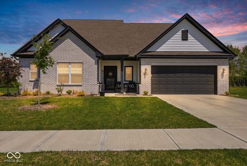 1234 Breckinridge Way, Shelbyville, IN, 46176-3144 | Card Image