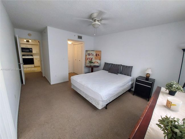 APT-125 - 2640 S University Dr, Condo with 2 bedrooms, 2 bathrooms and null parking in Davie FL | Image 23