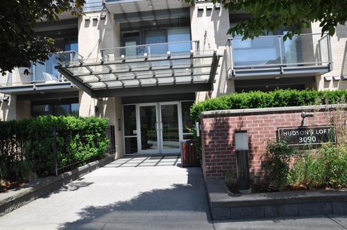 206-3090 Gladwin Rd, Abbotsford, BC, V2T0G2 | Card Image