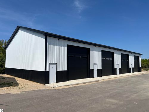 6819 M 37, Kingsley, MI, 49649-9717 | Card Image