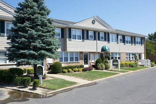 1ld-1355 Heroes Way, Riverhead, NY, 11901-2045 | Card Image