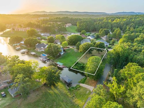 XX Four Oaks Ln, Hot Springs National Park, AR, 71901 | Card Image