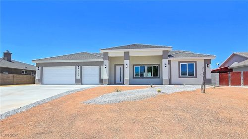 2110 S Manzanita Dr, Pahrump, NV, 89048-2429 | Card Image