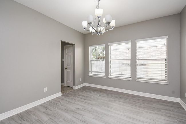 4706 Torrington Ct, House other with 3 bedrooms, 2 bathrooms and 2 parking in Sugar Land TX | Image 8