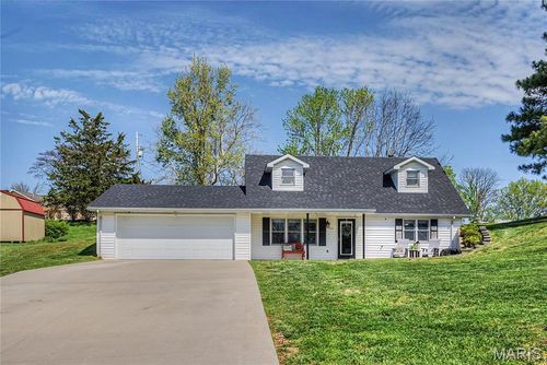 135 Binghampton Drive, Jackson, MO, 63755 | Card Image