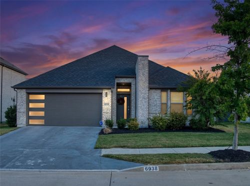 6938 Aster Dr, Venus, TX, 76084-3647 | Card Image