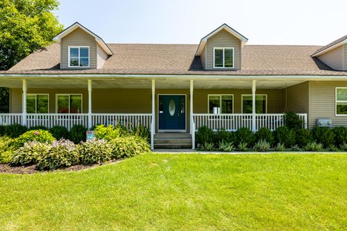 10151 Hitchingham Rd, Milan, MI, 48160-6500 | Card Image