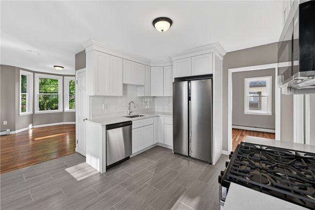 55 Warren St, Home with 5 bedrooms, 3 bathrooms and 5 parking in Providence RI | Image 15