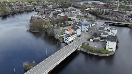 20 Pine Street, Biddeford, ME, 04005 | Card Image