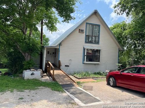 180 Deveraux, Canyon Lake, TX, 78133-6205 | Card Image