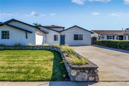 5602 Placer Ave, Westminster, CA, 92683-2835 | Card Image