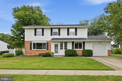 2108 Anson Rd, WILMINGTON, DE, 19810-2302 | Card Image