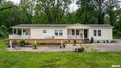 8873 Bennett Rd, Benton, IL, 62812-6805 | Card Image