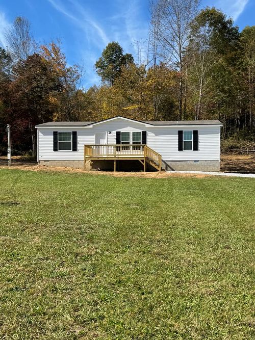 2206 Anderson Rd, Monterey, TN, 38574-3638 | Card Image