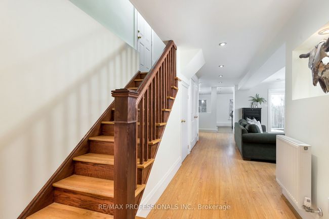 27 Larkin Ave, House other with 4 bedrooms, 2 bathrooms and null parking in Toronto ON | Image 28
