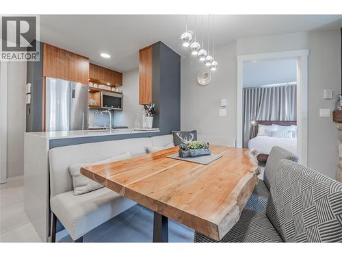 202-2050 Summit Dr, Panorama, BC, V0A1T0 | Card Image