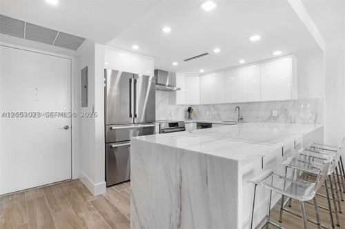 1707-5701 Collins Ave, Miami Beach, FL, 33140-2341 | Card Image