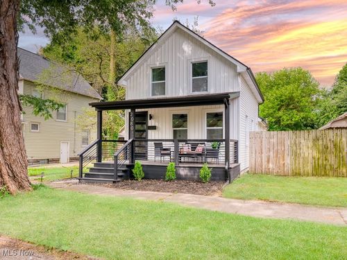 2080 W 45th St, Cleveland, OH, 44102-4546 | Card Image