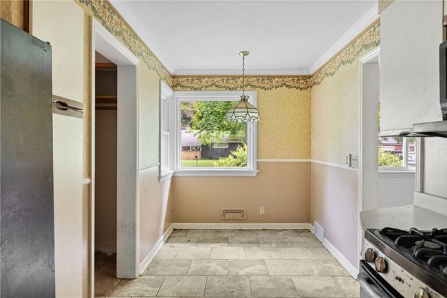 39 Scotch Ln, House other with 3 bedrooms, 2 bathrooms and null parking in Irondequoit NY | Image 15