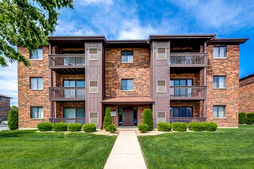 3-15706 Peggy Ln, Oak Forest, IL, 60452-3262 | Card Image