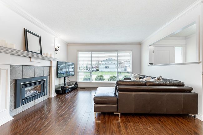 5418 49 A Avenue, House other with 3 bedrooms, 2 bathrooms and 4 parking in Delta BC | Image 4